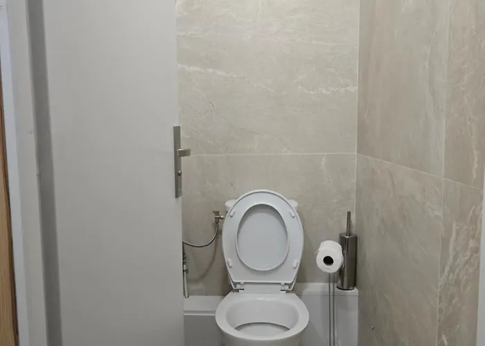 Modern In With 2 Bedrooms Daire *