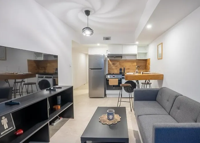 Modern In With 2 Bedrooms Toulouse